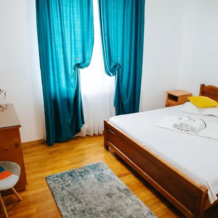 Penzion Pensiunea Casa Cristal Târgu Jiu