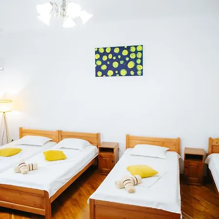 Pensiunea Casa Cristal * Târgu Jiu